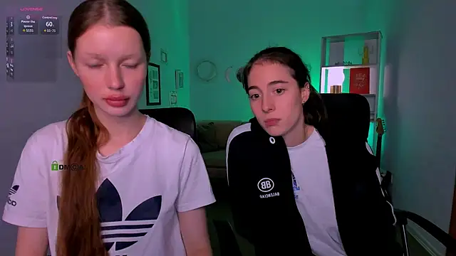 khloebeauty online show from 11/18/25, 09:08