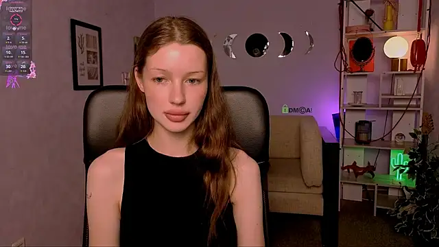 khloebeauty online show from 06/18/26, 09:14