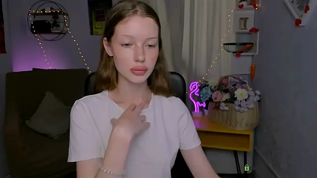 khloebeauty online show from 06/23/26, 12:14