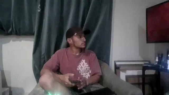 Snapshot of Sicksob chatting on 07/01/26, 07:43 Sicksob online show from 07/01/26, 07:43