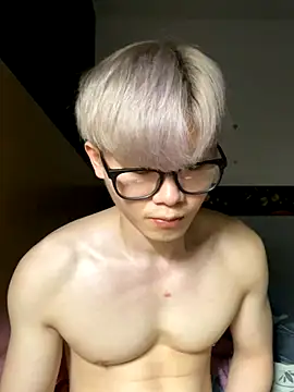 zachlee 69 online show from 10/11/25, 09:35