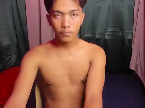 Snapshot of chris_hot_asian_loverboy chatting on 02/09/26, 09:13 chris hot asian loverboy online show from 02/09/26, 09:13