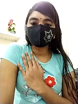 Snapshot of Puja-Rane chatting on 11/05/25, 06:13 Puja-Rane online show from 11/05/25, 06:13