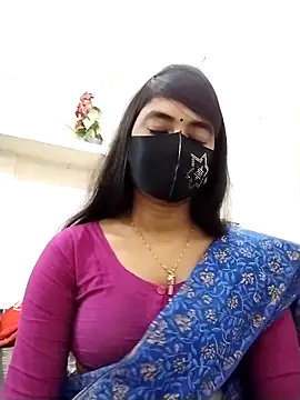 Snapshot of Puja-Rane chatting on 11/19/25, 04:40 Puja-Rane online show from 11/19/25, 04:40