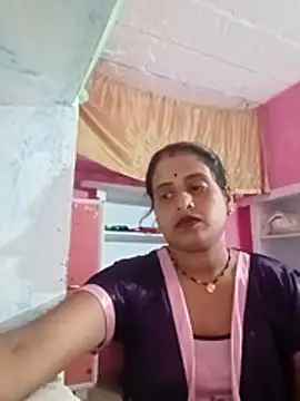 Snapshot of Rupali_hot chatting on 04/14/26, 03:40 Rupali hot online show from 04/14/26, 03:40