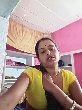 Snapshot of Rupali_hot chatting on 05/15/26, 10:17 Rupali hot online show from 05/15/26, 10:17