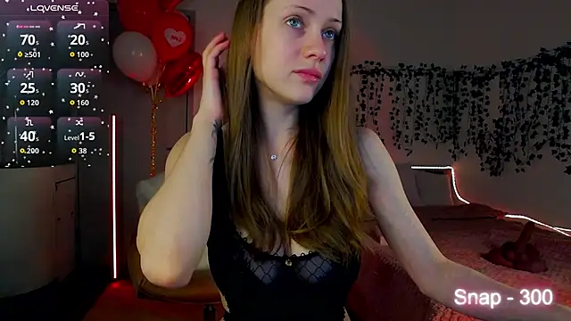 EvaLone1 online show from 02/16/26, 10:06