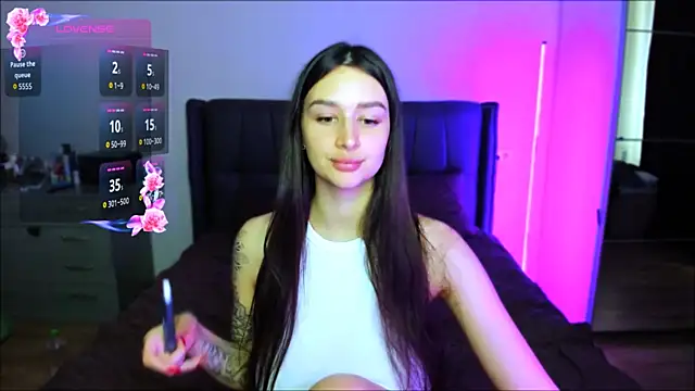 Snapshot of Veronica_Larsson chatting on 09/11/25, 08:47 Veronica Larsson online show from 09/11/25, 08:47