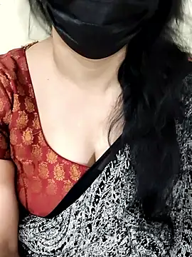 Devikha27 online show from 04/29/26, 12:09