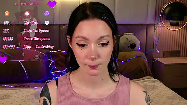 Goldy Stark online show from 03/15/26, 08:48