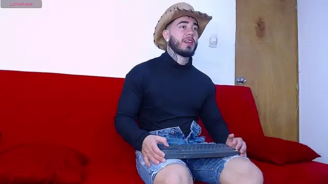 tommyblessd1 online show from 09/14/25, 06:23