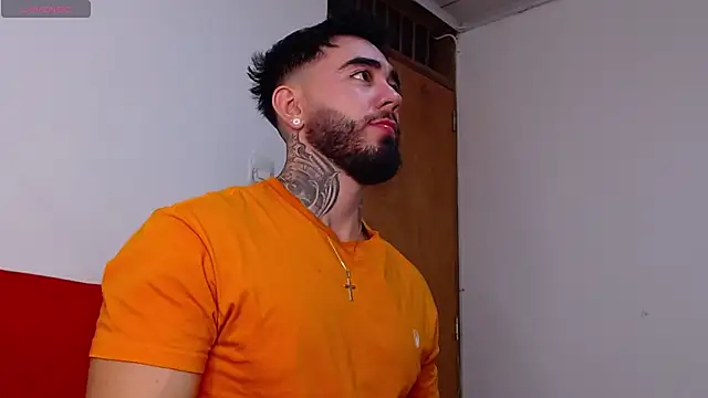 tommyblessd1 online show from 10/05/25, 09:07