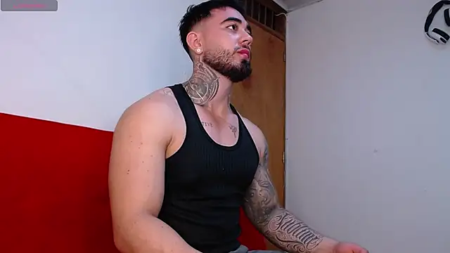 tommyblessd1 online show from 11/11/25, 06:57