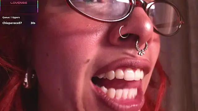 bri von dhara   online show from 12/13/25, 08:36