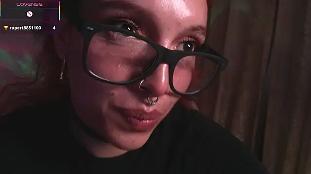 bri von dhara   online show from 12/17/25, 09:21