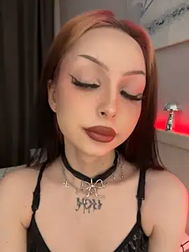 Lina Thornton  online show from 12/05/25, 08:27