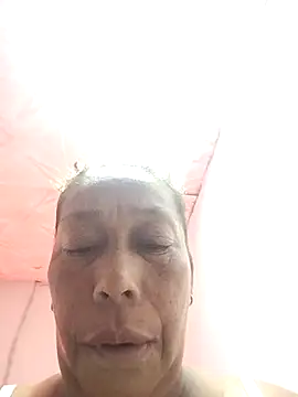 Naomi-Mature online show from 10/18/25, 08:48