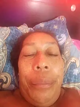 Naomi-Mature online show from 10/22/25, 09:09