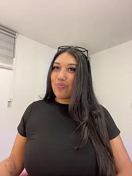 SharaRous online show from 05/15/26, 12:28