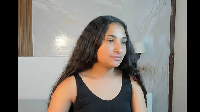 BellaSky4 online show from 09/17/25, 03:24