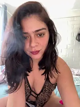 cami lorena online show from 09/30/25, 03:28