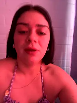 cami lorena online show from 11/23/25, 01:00