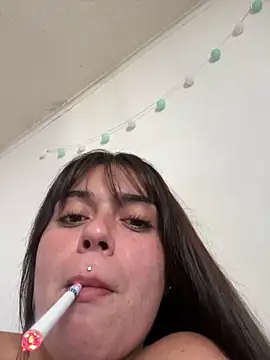 Snapshot of cami_lorena chatting on 03/26/26, 02:11 cami lorena online show from 03/26/26, 02:11
