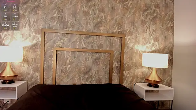 Snapshot of DannaBelucci chatting on 11/08/25, 12:38 DannaBelucci online show from 11/08/25, 12:38