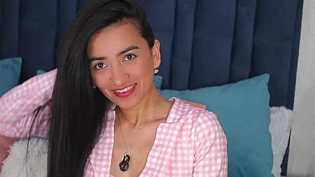 EmilyPrincy online show from 11/28/25, 06:05