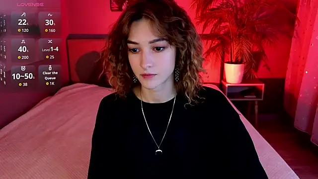 Snapshot of __grace__ chatting on 09/23/25, 10:18 grace online show from 09/23/25, 10:18