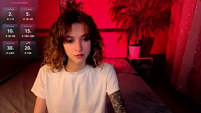 Snapshot of __grace__ chatting on 10/03/25, 03:53 grace online show from 10/03/25, 03:53