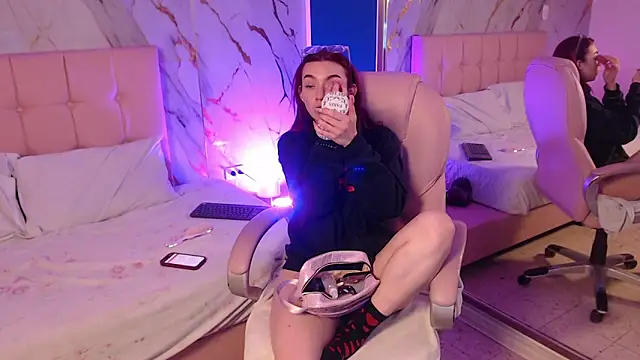 Snapshot of Red_kytty6 chatting on 02/01/26, 01:26 Red kytty6 online show from 02/01/26, 01:26