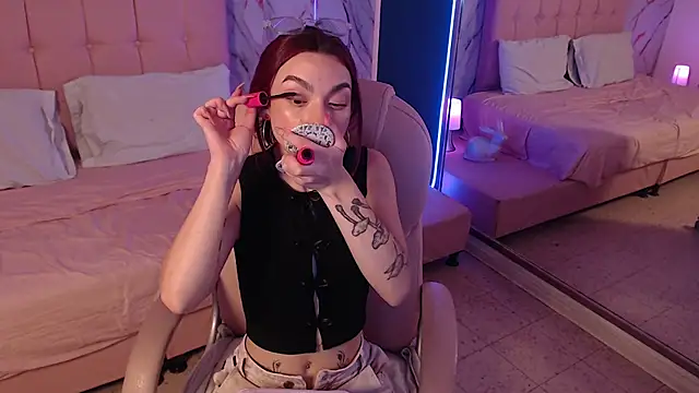 Snapshot of Red_kytty6 chatting on 02/27/26, 03:28 Red kytty6 online show from 02/27/26, 03:28