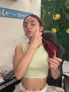 Red kytty6 online show from 06/04/26, 01:33