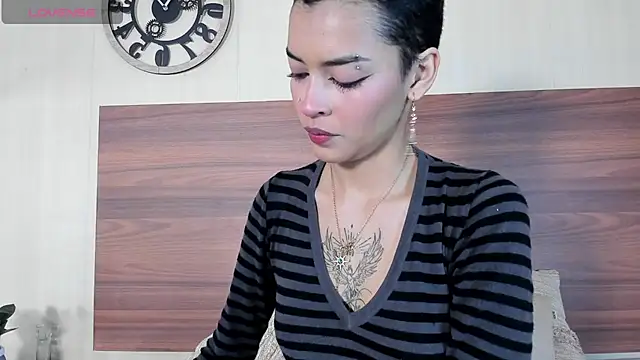 AnnyKitty  online show from 10/02/25, 04:08