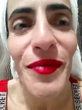 Snapshot of Gecenin_Kralicesi chatting on 12/16/25, 05:51 Gecenin Kralicesi online show from 12/16/25, 05:51