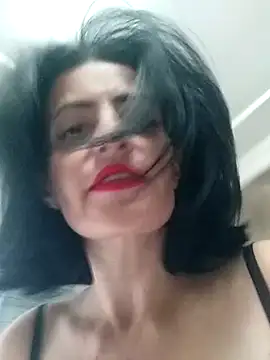 Snapshot of Gecenin_Kralicesi chatting on 01/07/26, 06:16 Gecenin Kralicesi online show from 01/07/26, 06:16