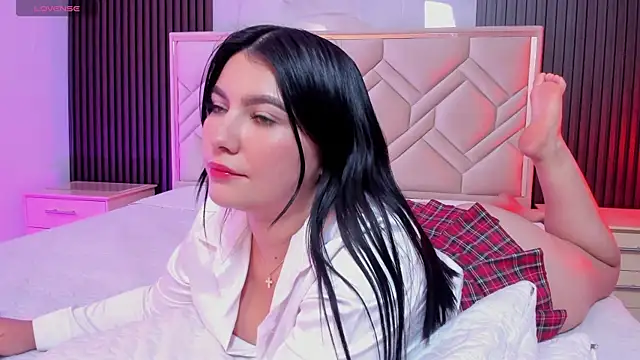 MiaaFarrel online show from 09/27/25, 07:08