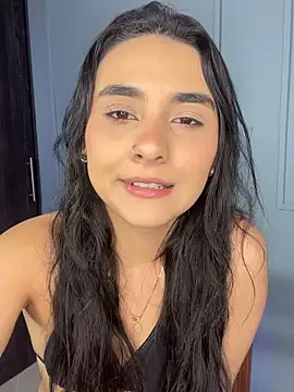 Snapshot of Zafira_Montiel chatting on 12/17/25, 11:55 Zafira Montiel online show from 12/17/25, 11:55