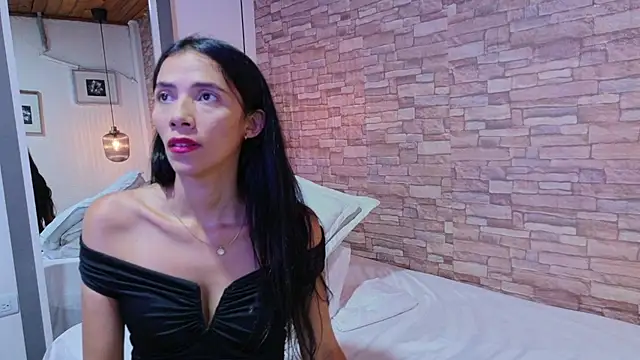 Martina thompson69 online show from 03/13/26, 03:51