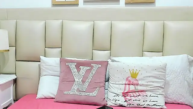 SkinnyGirl 28 online show from 11/27/25, 07:05