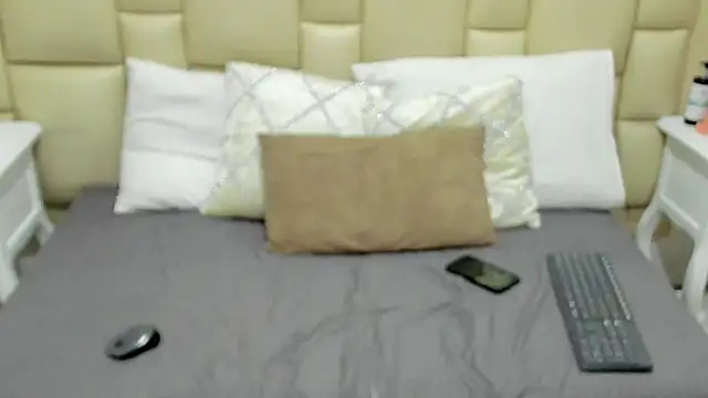 SkinnyGirl 28 online show from 12/18/25, 07:20