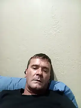 Snapshot of Rudie1 chatting on 12/03/25, 09:35 Rudie1 online show from 12/03/25, 09:35