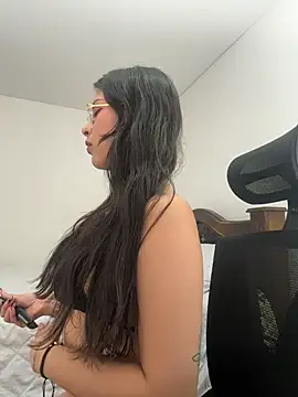 CatadeLuca online show from 02/04/26, 05:30