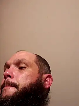 Snapshot of TaylorMade2223 chatting on 10/25/25, 06:35 TaylorMade2223 online show from 10/25/25, 06:35