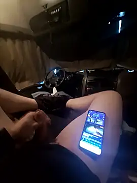 Snapshot of maciasgda chatting on 01/12/26, 11:15 maciasgda online show from 01/12/26, 11:15