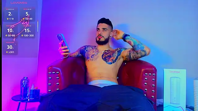 amodeus bael  online show from 10/12/25, 07:57