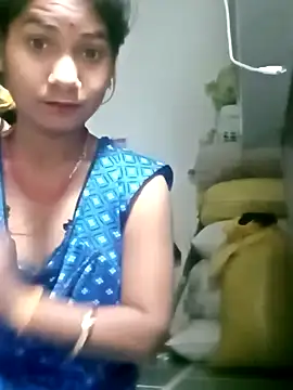 Snapshot of Sapna-Yadav chatting on 09/09/25, 08:08 Sapna-Yadav online show from 09/09/25, 08:08