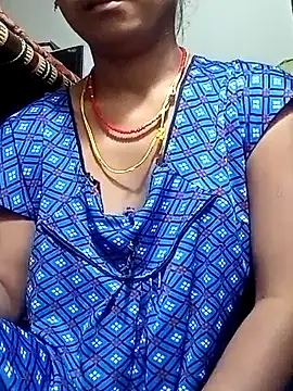 Snapshot of Sapna-Yadav chatting on 10/04/25, 08:07 Sapna-Yadav online show from 10/04/25, 08:07