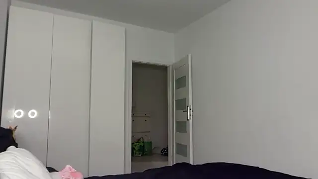 Snapshot of FluffySlutt chatting on 10/07/25, 10:51 FluffySlutt online show from 10/07/25, 10:51